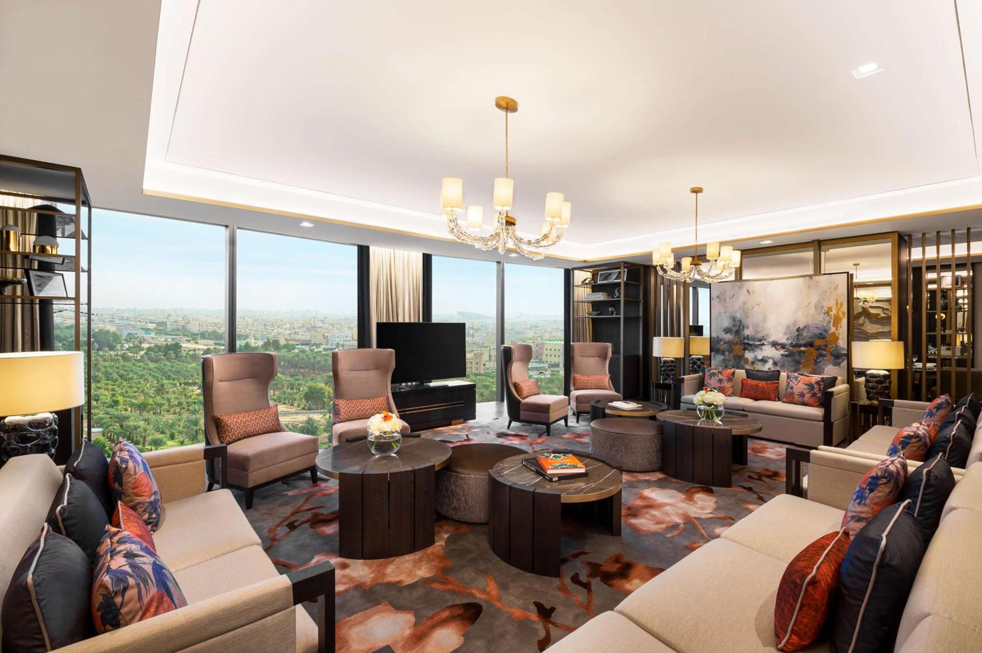 Отель Waldorf Astoria Kuwait Кувейт Экстерьер фото The living room of a Presidential Suite
