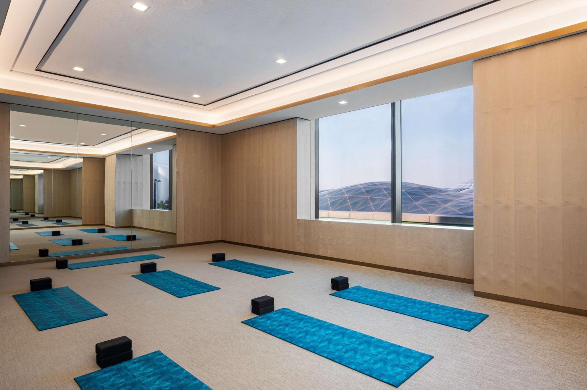 Отель Waldorf Astoria Kuwait Кувейт Экстерьер фото The Yoga Room